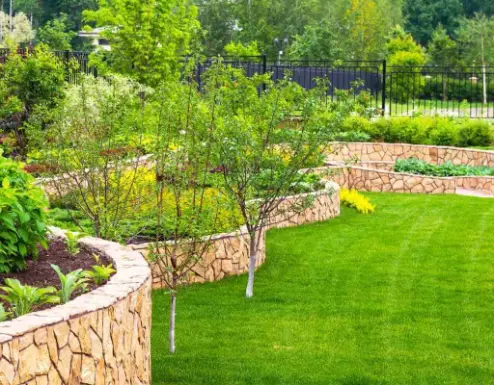 well-maintained-lawn-and-landscaping